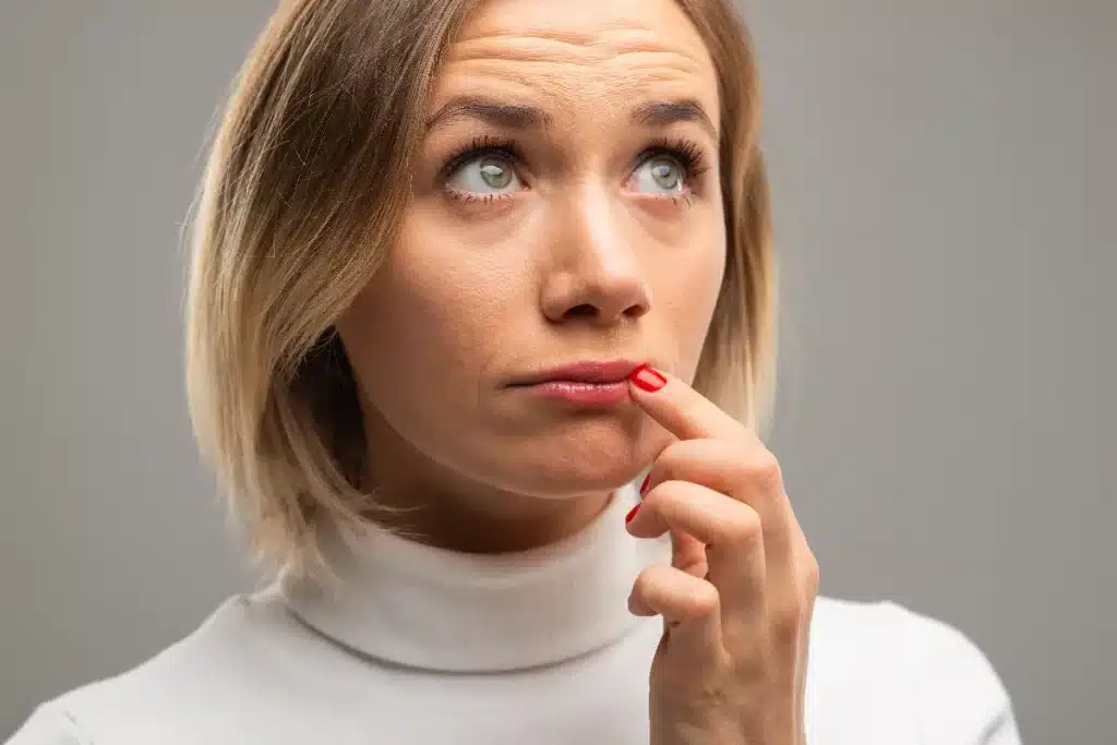 Pharmedio Opryszczka herpes simplex usta wargi twarz
