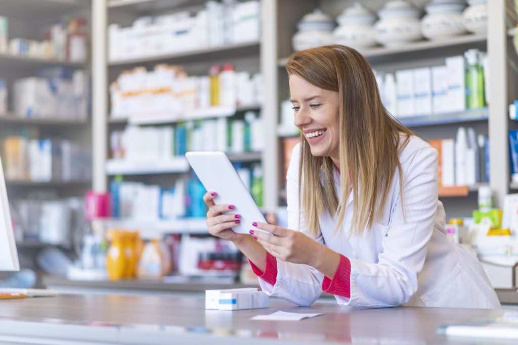 Pharmedio Farmaceutka Farmaceuta Apteka Tablet Nowoczesne technologie