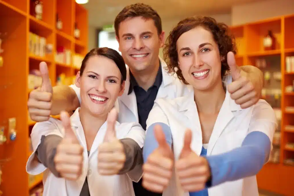 Pharmedio Grupa farmaceutów Kciuk do góry