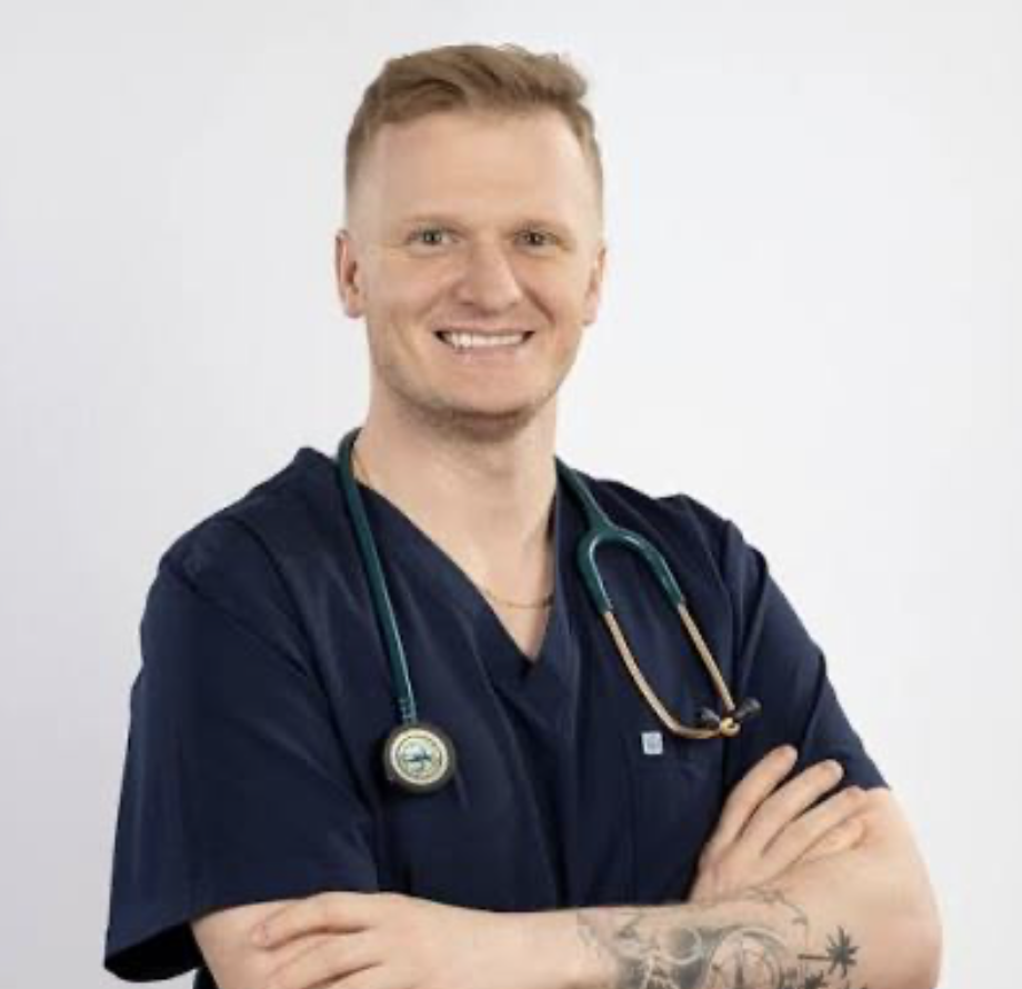  Mateusz Babicki